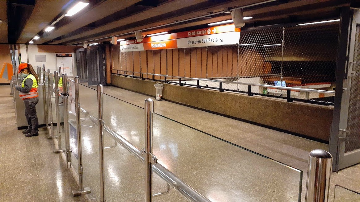 https://web.rgm.cl/wp-content/uploads/2020/09/MetroBaquedano_poniente16.jpg